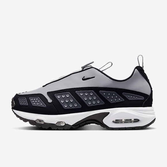 Nike Air Max SNDR
Women's Shoes size 13,5 NWOB - Picture 1 of 11